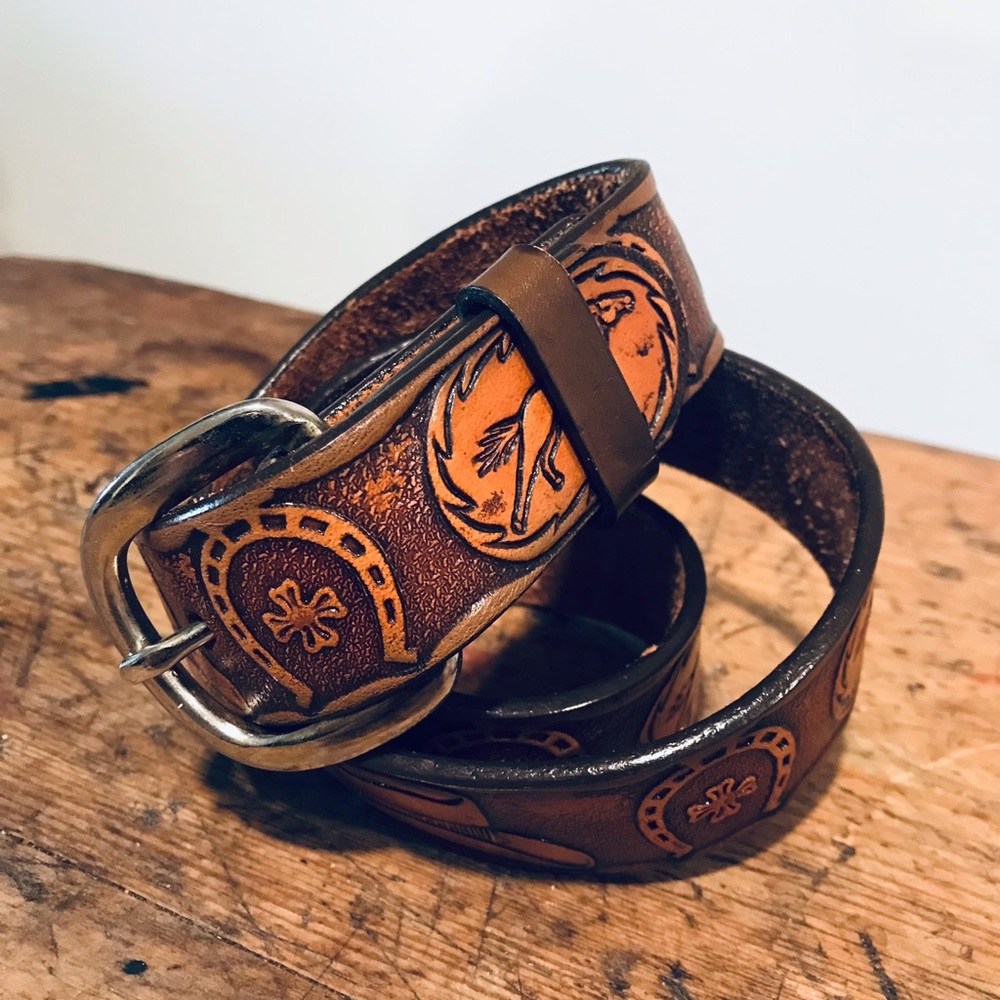 Vintage western leather tooled belt womens 28 waist